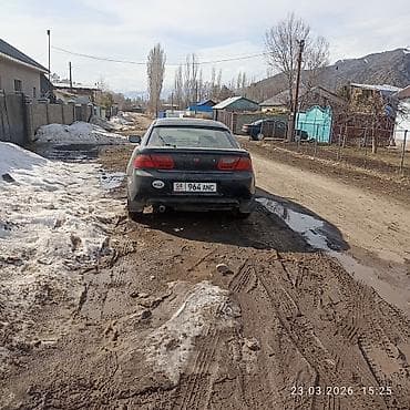 fort focus: Mazda 323: 1994 г., Ручные, Хэтчбэк — 4