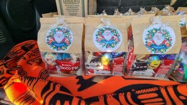 кулинария бишкек: Новогодние сладкие наборы в крафт-пакетах Праздничные подарочные — 5