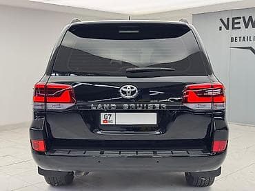 Toyota Land Cruiser: 2016 г., 4.6 л, Автомат, Бензин, Внедорожник