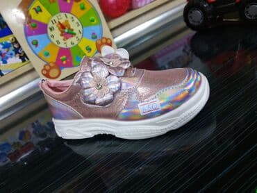 обувь женская большие размеры: Обувь для девочек. Размер 33, 35, 36. Цена 650 сом — 1