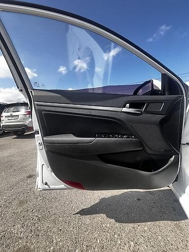 eclipse cross: Hyundai Avante: 2019 г., Автомат, Бензин, Седан — 8