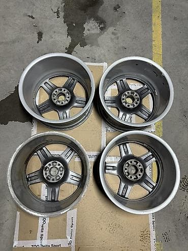 e60 m5: Диски R 19 AMG, Комплект, отверстий - 5 — 7