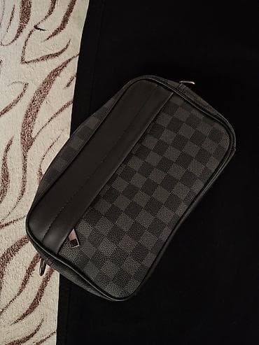 Поясная сумка, бананка, Louis Vuitton, Материал: Искусственная кожа, Унисекс