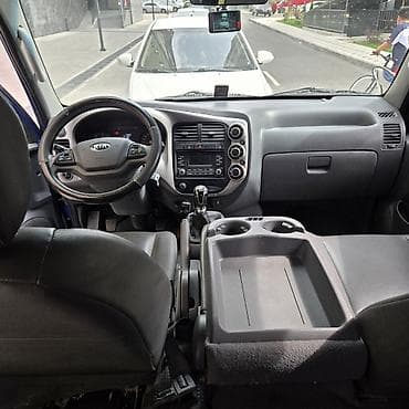 bongo: Hyundai Porter: 2019 г., 2.5 л, Механика, Дизель, Пикап — 2