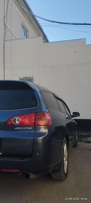 Продажа авто: Honda Accord: 2002 г., 2.4 л, Автомат, Бензин, Универсал — 4