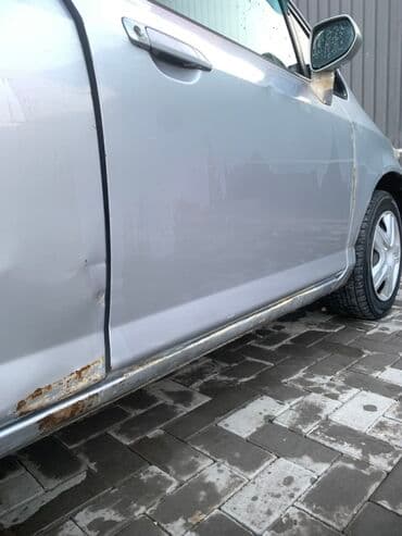 набор ключей для машины: Honda Fit: 2001 г., 1.3 л, Бензин, Седан — 6