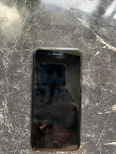 IPhone 8, Б/у, 64 ГБ, Черный, Чехол, 89 %