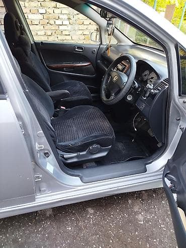 хонда сиденья: Honda Stream: 2001 г., 2 л, Автомат, Бензин, Минивэн — 6