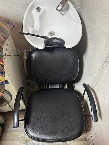 распашив: Парикмахерское оборудование комплектом. Состав: - Два рабочих места — 4