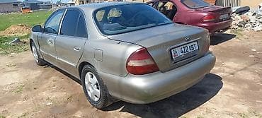 corolla 2016: Hyundai Sonata: 1997 г., Седан — 5