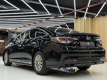 муссо автомобиль: Hyundai Sonata: 2019 г., 2 л, Автомат, Гибрид, Седан — 4