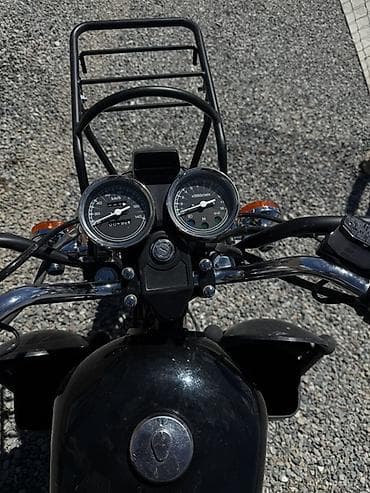 дуг: Мотоцикл дорожный 200 cc - Двигатель: одноцилиндровый бензиновый — 5