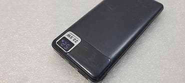 Продам в хорошем состоянии повер банк на 10000мах. Смело заряжает 3