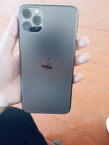 s6 edge: IPhone 11 Pro Max, Б/у, 256 ГБ, Черный, Защитное стекло, Коробка, 83 % — 3