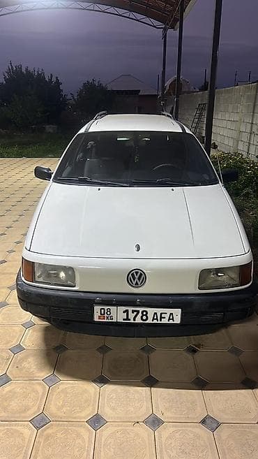 гур пассат: Volkswagen Passat Variant: 1991 г., 1.8 л, Кол менен иштөөчү, Бензин, Универсал — 3