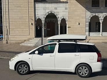 донголок араба: Toyota WISH: 2004 г., Автомат, Бензин, Универсал — 3