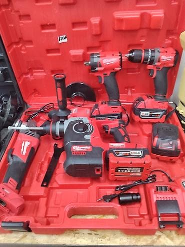 brushless: Набор аккумуляторного инструмента Milwaukee в фирменном кейсе. Состав — 2