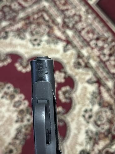 резчик металла: Пневматический пистолет Baikal МР‑654К (газобаллонный, CO₂), калибр — 2