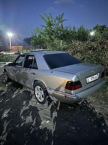 заводском: Mercedes-Benz W124: 1993 г., 3.2 л, Механика, Бензин, Седан — 4
