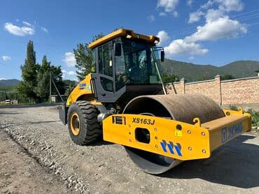 Каток услуга виброкаток 16 тонн . Каток услуги виброкаток 16 тоник