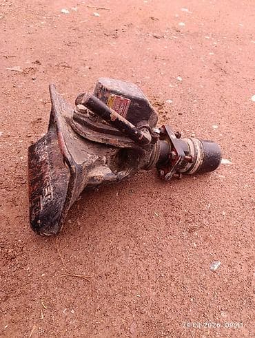 ключи б у: Фаркоп Mercedes-Benz — 4