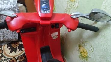 детские машины на аккумуляторе с пультом в оше: Детский электрокар, Б/у — 3