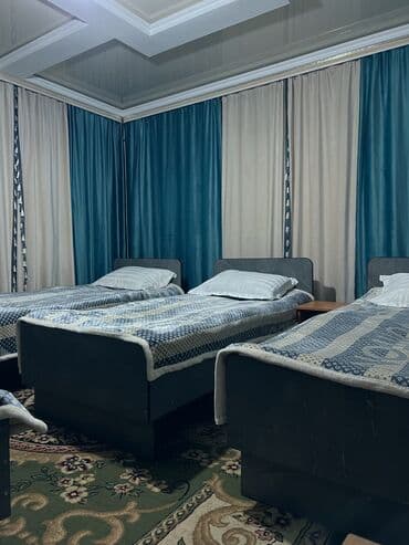 дом в районе восточного автовокзала: Номер, EVEREST Каракол, Охраняемая территория, Парковка, стоянка — 3