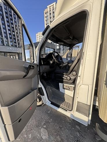 Транспорт: Легкий грузовик, Mercedes-Benz, Стандарт, Б/у — 9