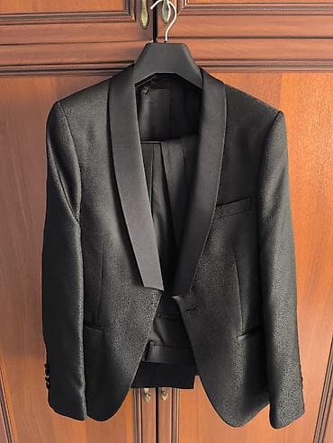 Продам смокинг Centone!!! Производство:Турция 🇹🇷 Размер:46 рост 175