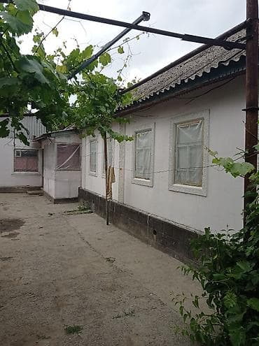 ангар склад: Дом с внутренним двором и террасой/верандой. - Одноэтажный жилой дом — 1