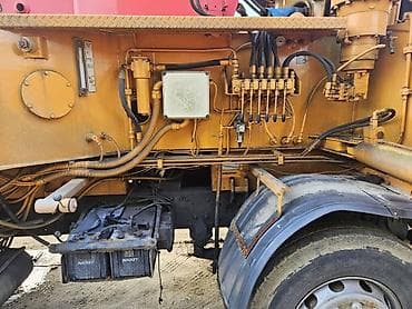 услуги с бетон помпа: Бетононасос, 2004 г., 40-60 м — 8