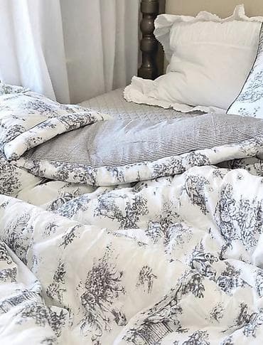 черное постельное белье: Стеганый комплект для спальни с классическим принтом Toile de Jouy — 1