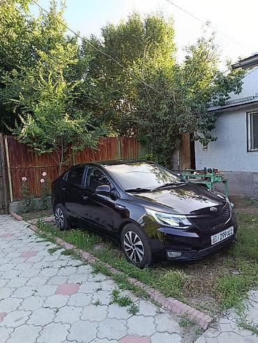 Kia Rio: 2015 г., 1.6 л, Автомат, Бензин, Седан