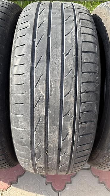 55: Комплект летних шин 19" - Размер: 235/55 ZR19 - Индекс — 6