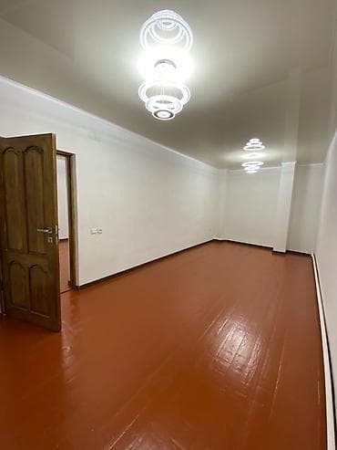 задаю кв: Двухуровневое помещение с лестницей и отдельным входом - Площадка на — 5