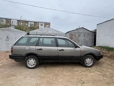 пасад универсал: Volkswagen Passat Variant: 1989 г., 1.8 л, Ручные, Бензин, Универсал — 2
