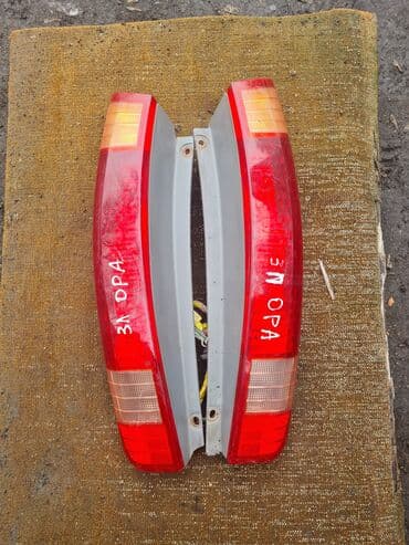 Плафон на Тойоту Oпа