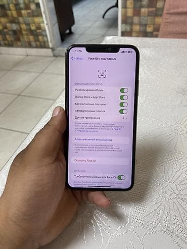 iphone 16 pro mac: IPhone 11 Pro Max, 64 ГБ, Золотой — 4