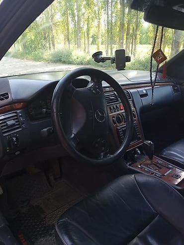 Транспорт: Mercedes-Benz E-Class: 2002 г., 3.2 л, Автомат, Дизель, Седан — 2