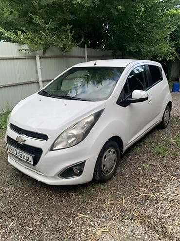 фиат уно: Chevrolet Spark: 2014 г., 0.9 л, Автомат, Бензин, Хэтчбэк — 2
