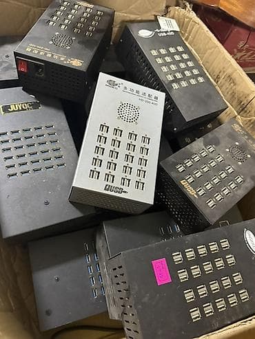 Стол компьютерлери жана комлектөөчүлөр: Мультипортовые USB‑хабы/зарядные станции для массовых подключений — 1