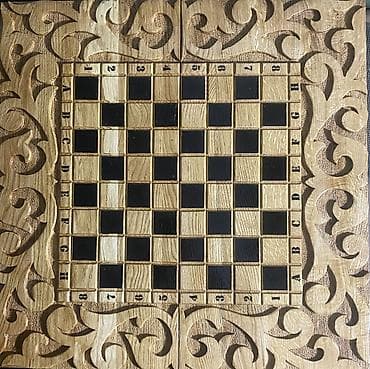 Резной деревянный набор 2-в-1: шахматы и нарды - Материал: массив