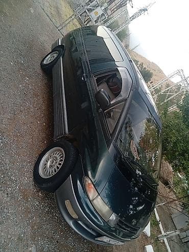 camry 2010: Toyota Estima: 1993 г., Минивэн — 1