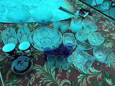 dinner table: «Большой набор хрустальной и стеклянной посуды. Салатницы, вазочки — 1