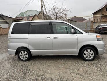 toyota progres: Toyota Voxy: 2002 г., 2 л, Автомат, Бензин, Минивэн — 5