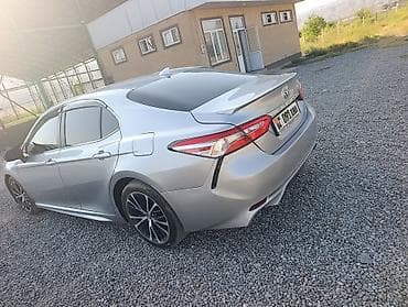 авто товары: Toyota Camry: 2020 г., 2.5 л, Автомат, Бензин, Седан — 5