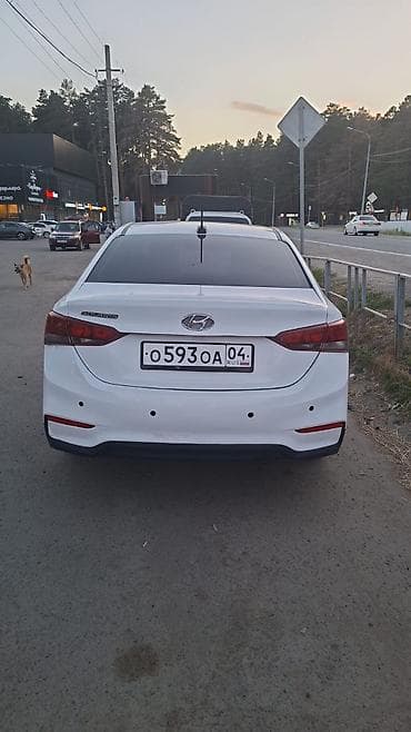 Транспорт: Hyundai Solaris: 2017 г., Седан — 4