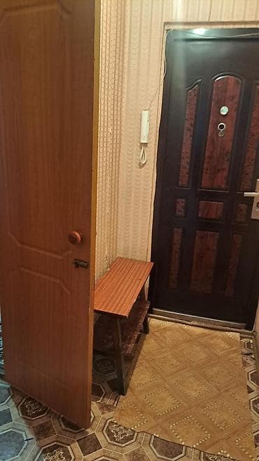 Квартиры: 3 комнаты, 82 м², 106 серия, 4 этаж, Старый ремонт — 8