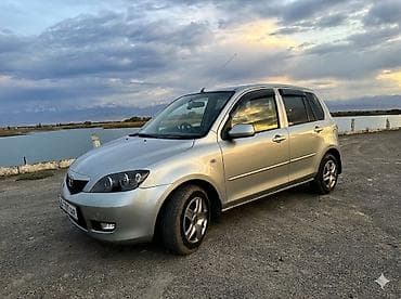Mazda Demio: 2003 г., 1.5 л, Автомат, Бензин, Хэтчбэк