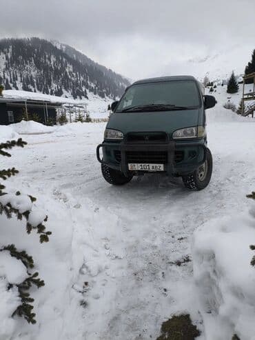 срочно продаю в связи с переездом: Mitsubishi Space Gear: 1995 г., 2.4 л, Автомат, Бензин, Минивэн — 4